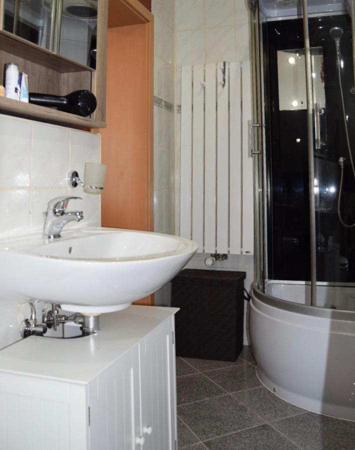 Femerosa Apartment - Mit Garten - Free Wifi บราวน์ชไวก์ ภายนอก รูปภาพ
